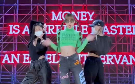 LISA《MONEY》Tik Tok舞蹈挑战视频公开！