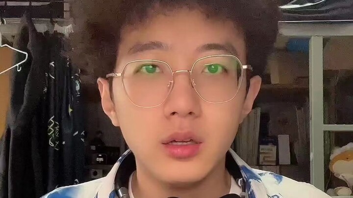 Shared Memories of Some Post-00s Kids