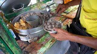 BAKSO PALING MURAH SEDUNIA SEPORSI CUMA 5 RIBU!! NIAT JUALAN APA SEDEKAH PAK??