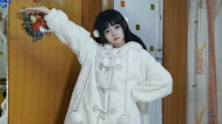 Teacher, did my Usaki do some dance exercises today?