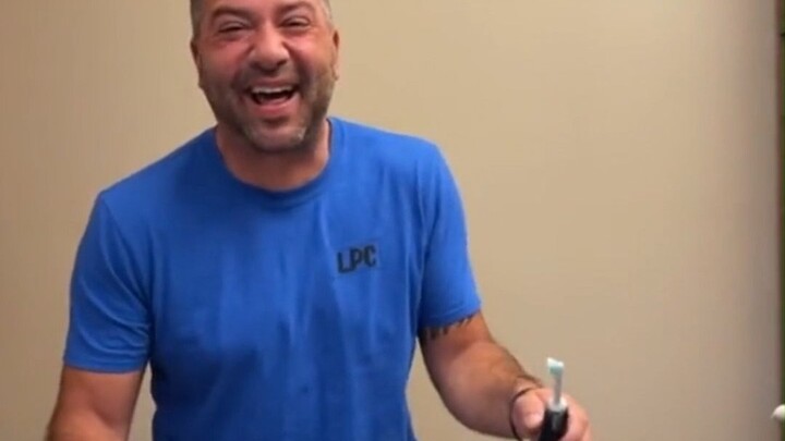 พระเจ้า: คุณกำลังบั๊กผมอยู่รึเปล่า?