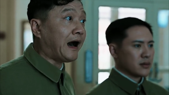 Dùng việc nâng vấn đề lên tầm lý luận để đánh bại việc nâng vấn đề lên tầm lý luận