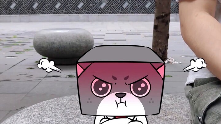 Khi thần tượng của bạn bất ngờ xuất hiện trước mặt bạn, tại sao bạn không bắt lấy và đánh cho anh ta