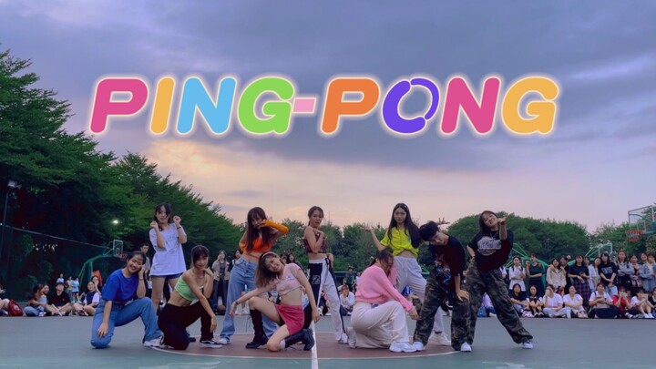 Bagaimana rasanya menarikan "Ping Pong" di tengah lapangan basket?