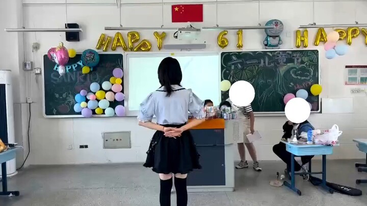 第一次在班上表演节目🥺