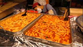 tteokbokki cay, sundae và kimbap chiên #amthuc #monngon