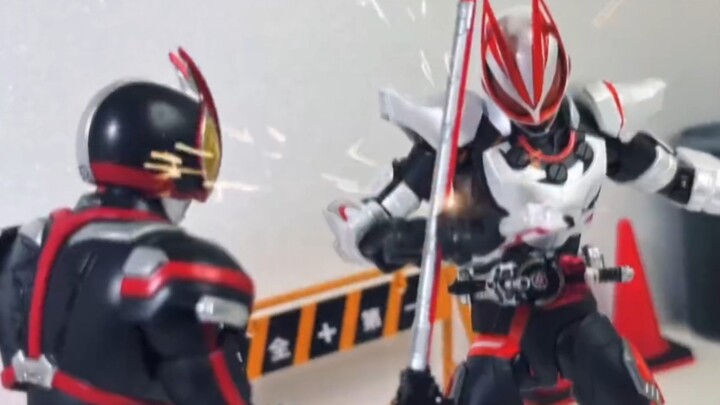 【Stop Motion Animation】Kamen Rider Geats VS Kamen Rider Faiz