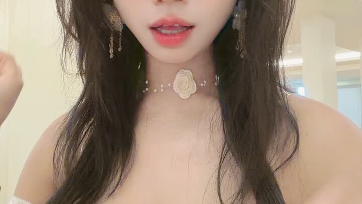 御姐也可以扮可爱吧😝