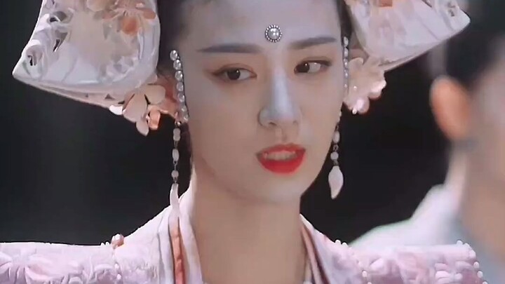 “เขาชอบฉันที่ดื้อรั้นหน่อย” แท้จริงแล้ว ฮ่องเต้กำลังตามใจจางกุ้ยเฟย หรือตามใจตัวเองกันแน่?