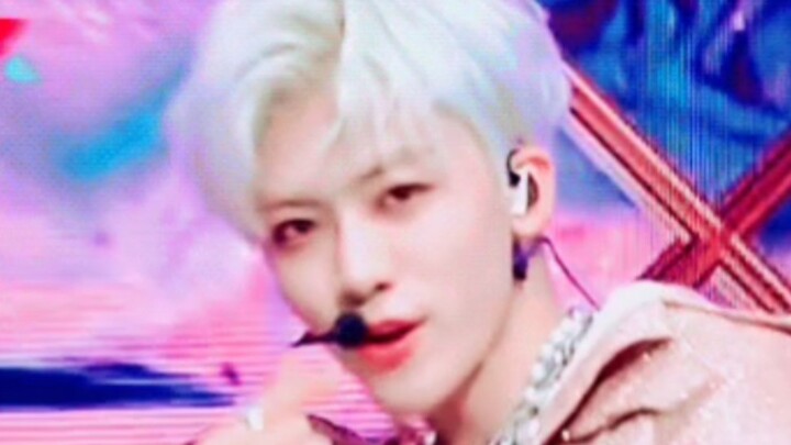 أنا فقط أتظاهر، هل تعتقد حقًا أنني لن أفعل؟