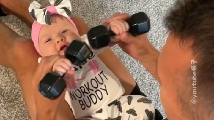 老父亲带娃，不一样的感觉~~