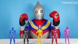 The fake real Ultraman attacked the mini-spy team and the dinosaur team, and was finally discovered 