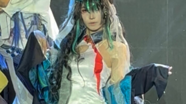 Nhấn để xem bé Tiểu Tịch nhà họ Tuế lộn nhào.