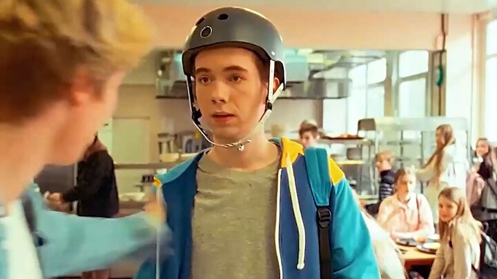 Watch the Russian Comedy “Live Life” in One Sitting!