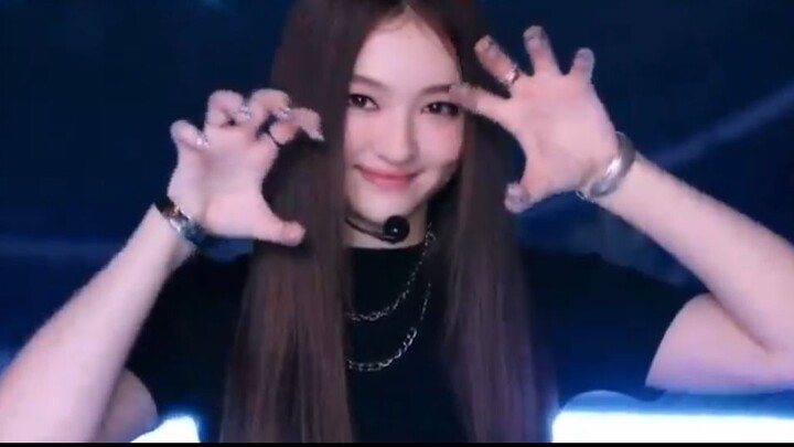 MEOVV debuts with their debut song MEOW