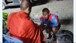 ศรัทธา๖๙นำพา ตอนที่ 5 หลวงพ่อรส มีจิตเมตตามอบเหรียญ เพื่อเป็นขวัญและกำลังใจแก่ทหารผู้ปฏิบัติหน้าที่