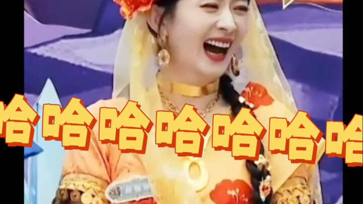 First time watching a female celebrity on a variety show—my face was practically splitting from laug