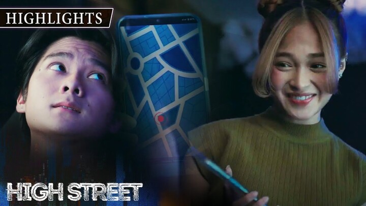 Nikki places a tracker in Sky's bag | High Street (w/ English Subs)