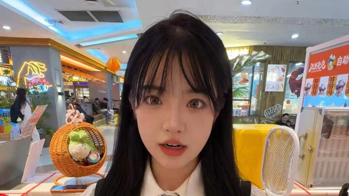 ดูเหมือนจะเผยอายุไปแล้ว