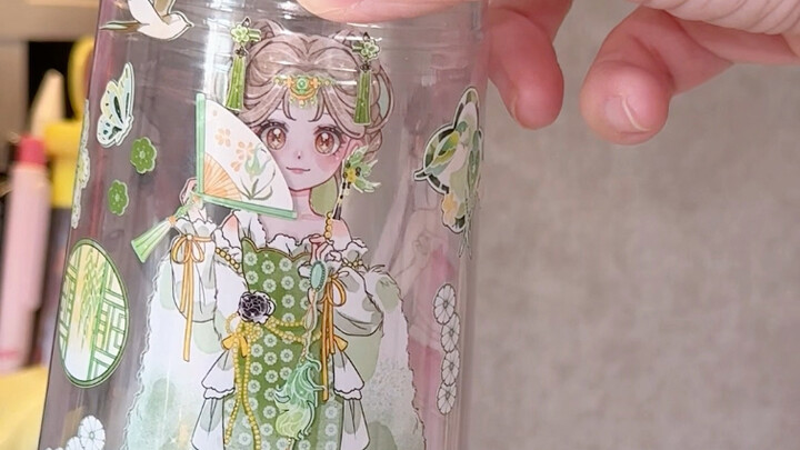 มีลูกน้อยอัจฉริยะเสนอแล้ว! วิธีเล่นใหม่สุดแสบสำหรับสติกเกอร์