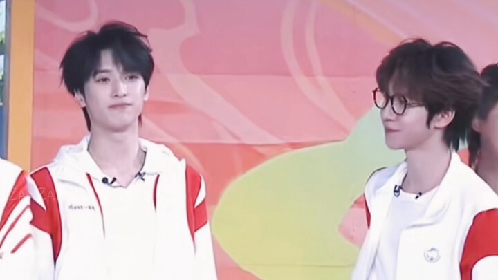 【Xianglin】How do early romances get discovered? Watch the VCR.
