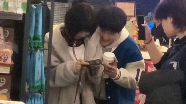 【Trương Tân Thành + Đàm Tùng Vận】Phát cẩu lương [Lý Tiêm Tiêm + Hách Tử Thu] Nhạc nền: LOVE U U Cánh