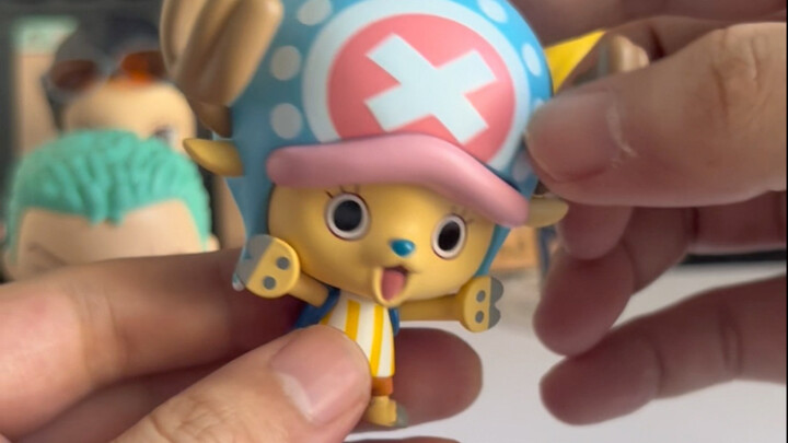 I totally love these big-headed characters—everyone’s just like Chopper!