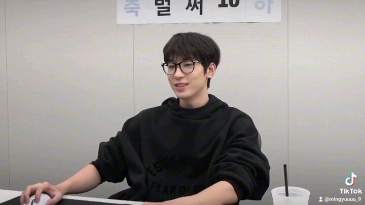 WONWOO