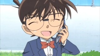 Kudo Shinichi: "Yang besar dimarahi" Conan: "Yang kecil dipuji."