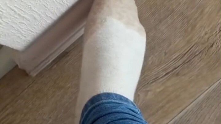 It turns out wet socks have this amazing use—go figure, the internet really does teach you something