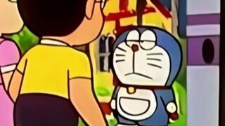 “Bởi vì anh đã vẽ con ngựa này.”