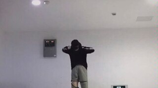 【翻跳】郑号锡 - 鸡汤刀削面 J-HOPE - Chicken Noodle Soup 速扒 by CHenyu