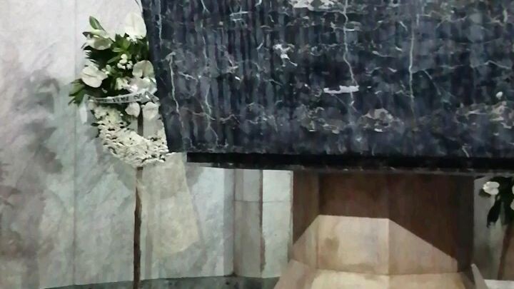 Himalayan ni Manuel L. Quezon