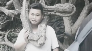 Nhà tù ánh sáng trói buộc thứ sáu mươi sáu