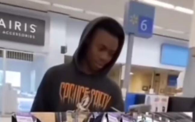 Anh Đen nói một đằng nghĩ một nẻo mà (cười gian)!