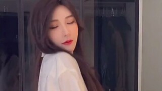 性感可爱 快来和我一起 做早操吧