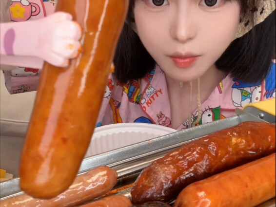 Chủ tiệm xiên nướng mách bạn những loại xúc xích nướng ngon nhất!!!