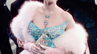 Tôi phải nói rằng trang phục và đạo cụ của Hollywood trong thế kỷ trước thực sự mạnh mẽ!