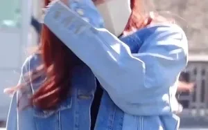 แฟชั่นสีน้ำเงินและสีเขียว