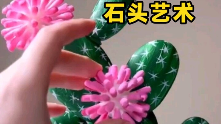 Những tác phẩm nghệ thuật được tạo nên chỉ từ vài viên đá