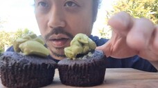 ASMR EATING SOUNDS - MATCHA CHOCOLATE CUPCAKE (NO TALKING)