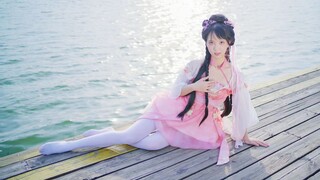 I really want to push her into the river~ [Vertical screen·Tip the cup]