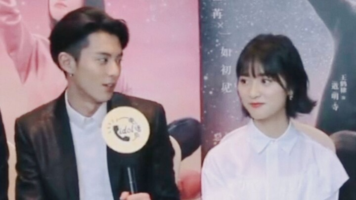 “ความขี้อาย ความประหม่า และความอึดอัดที่เขาไม่ค่อยแสดงออกนั้น กลับกลายเป็นเรื่องปกติไปเสียแล้วเมื่ออ