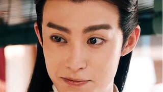 Wang Hedi begitu terlibat dalam drama sehingga dia harus melakukan serangkaian peran penuh di luar d