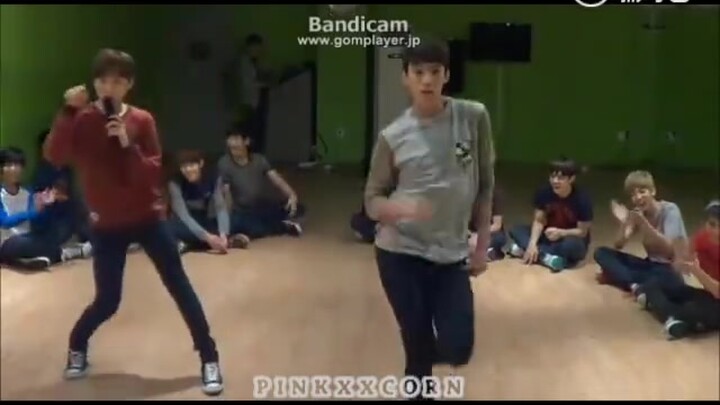笑到变形！硕宽灵魂cover Sistar - Give It To Me(ft.工具人酷）130927 SEVENTEEN TV Cut