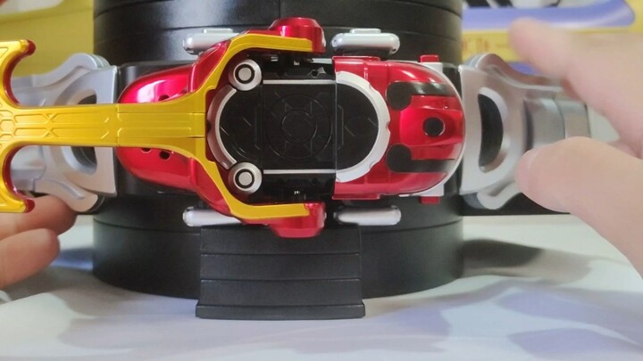 มือของฉันกุมอนาคต (แมลงแห่งความสุข)! Kamen Rider Kabuto CSM1.5 Tmall Limited Edition กล่องสีขาวกล่อง
