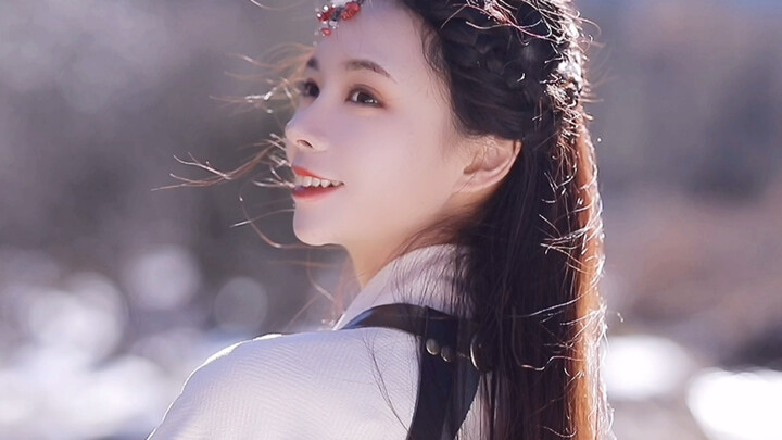 【Istana Timur】Saya menghabiskan satu tahun untuk cosplay 4 set Xiao Feng, apakah Anda menyukainya?