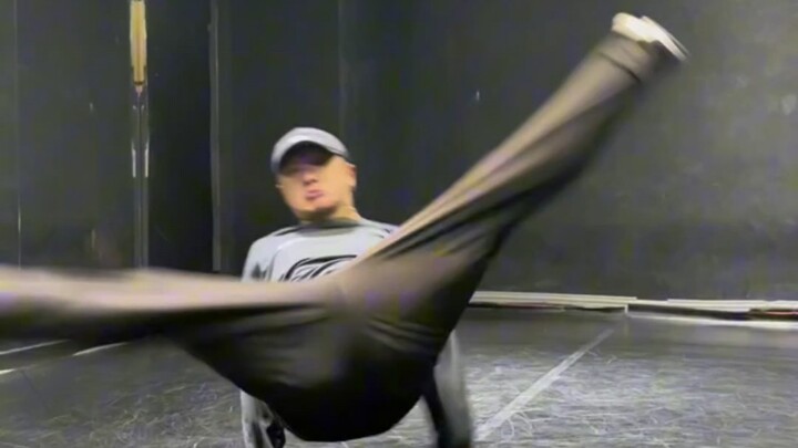 What can you do with just one Thomas turn? Don't worry, I'll show you!