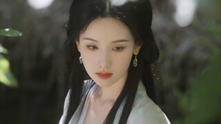 [Trần Độ Linh] "Nước da sáng không hợp với trang điểm đậm?" Nhưng có người vẫn đẹp khi trang điểm cả