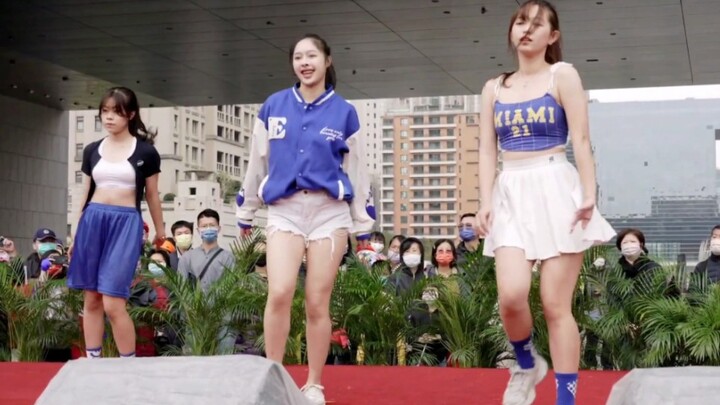 Dance performance by the Taiwan Medical University Dance Club on New Year's Day 2023 (Part 1)